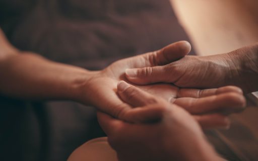 L’univers du Massage holistique : toucher et sentir la vie en soi